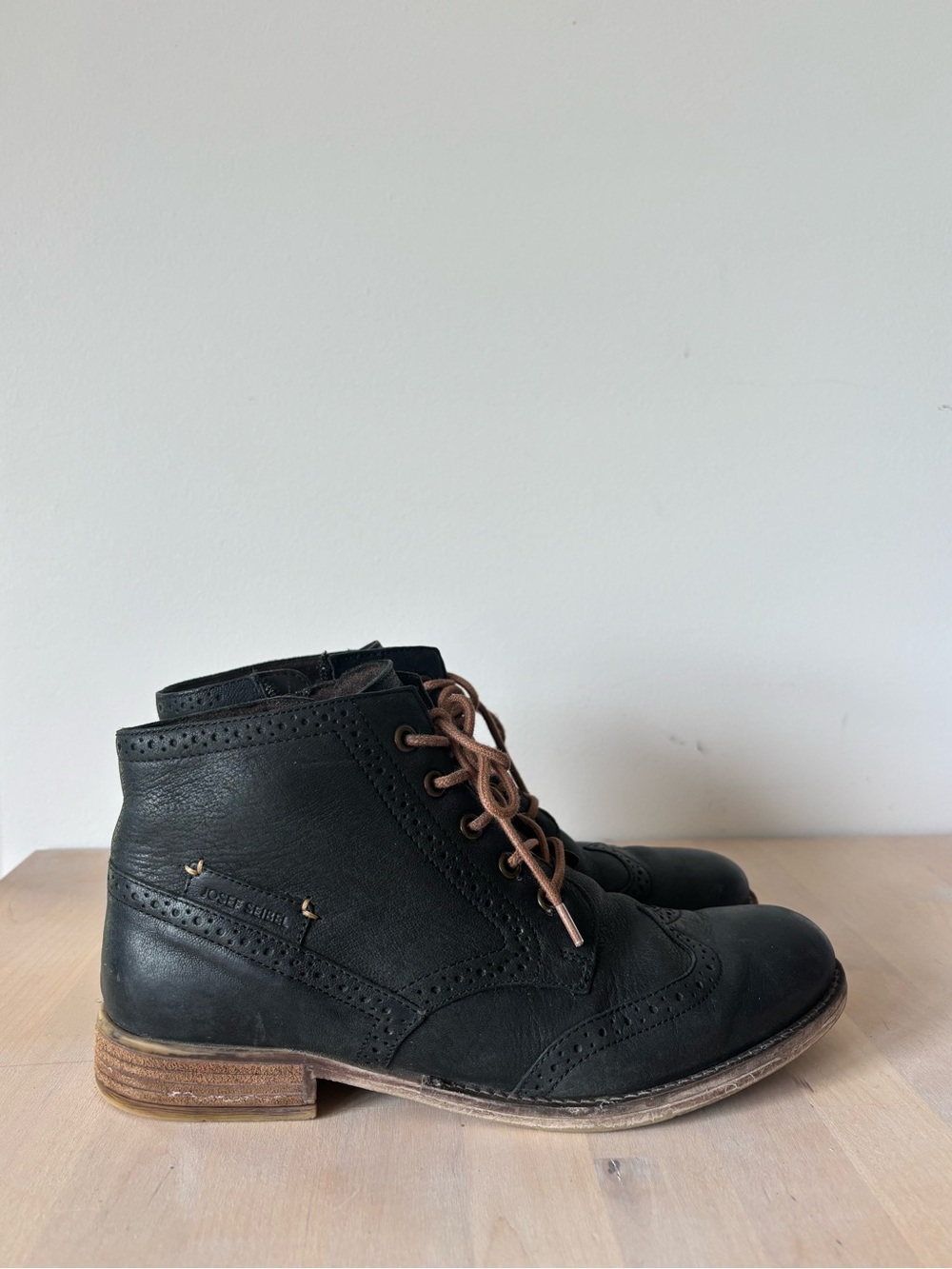 Women’s Black Leather Joseph Seibel Ankle Boots EU 40